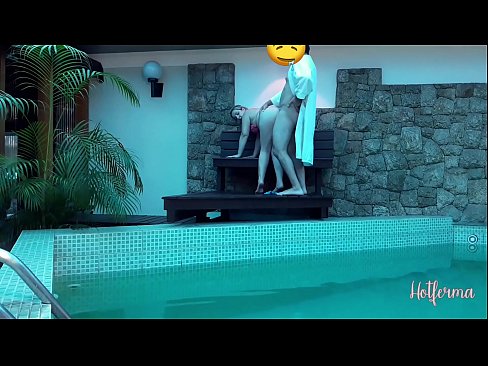❤️ El jefe invita a la criada a la piscina, pero no pudo resistirse a una caliente ☑ Video de sexo en es.eviewporn.ru ❌️