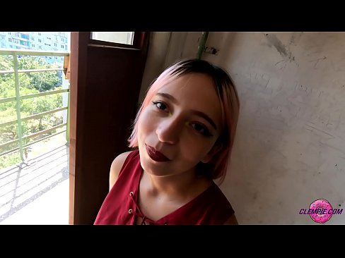 ❤️ Estudiante Sensual chupa a un extraño en el Outback - Cum en su cara ☑ Video de sexo en es.eviewporn.ru ❌️